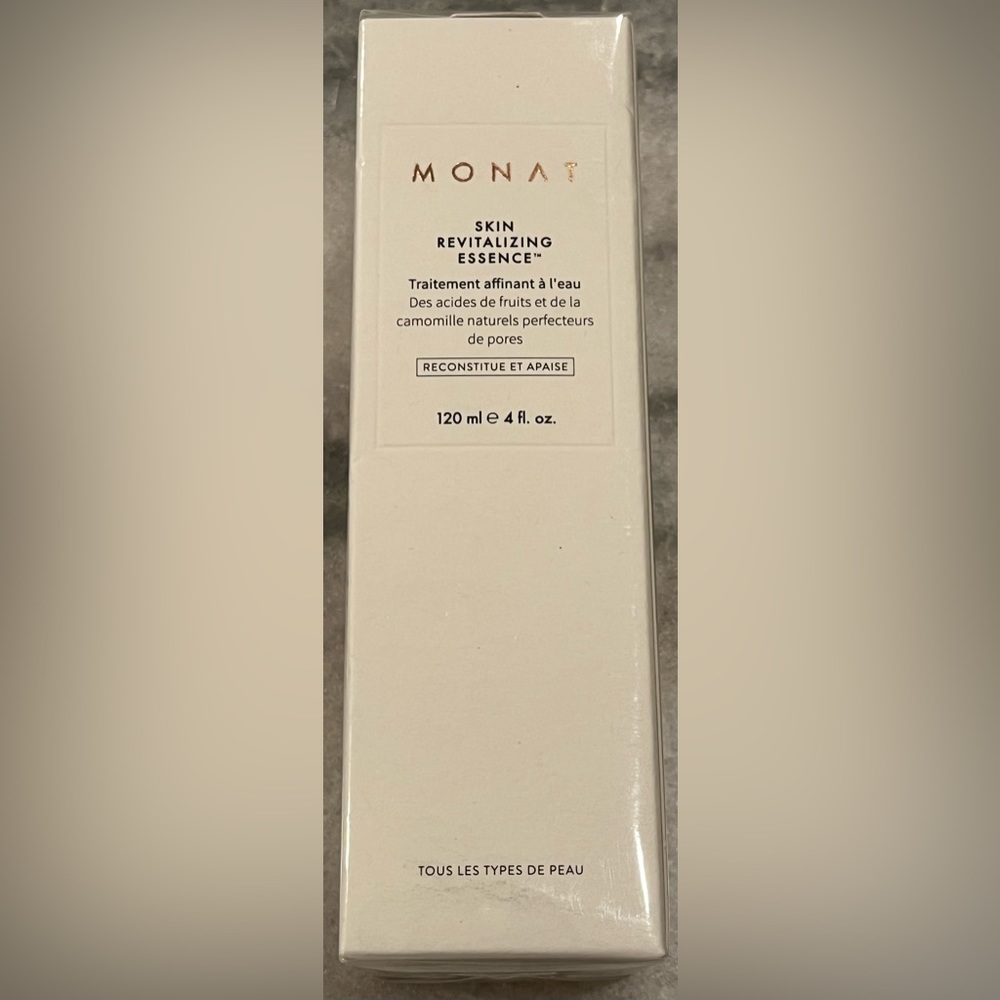 NEW Monat Skin Revitalizing Essence